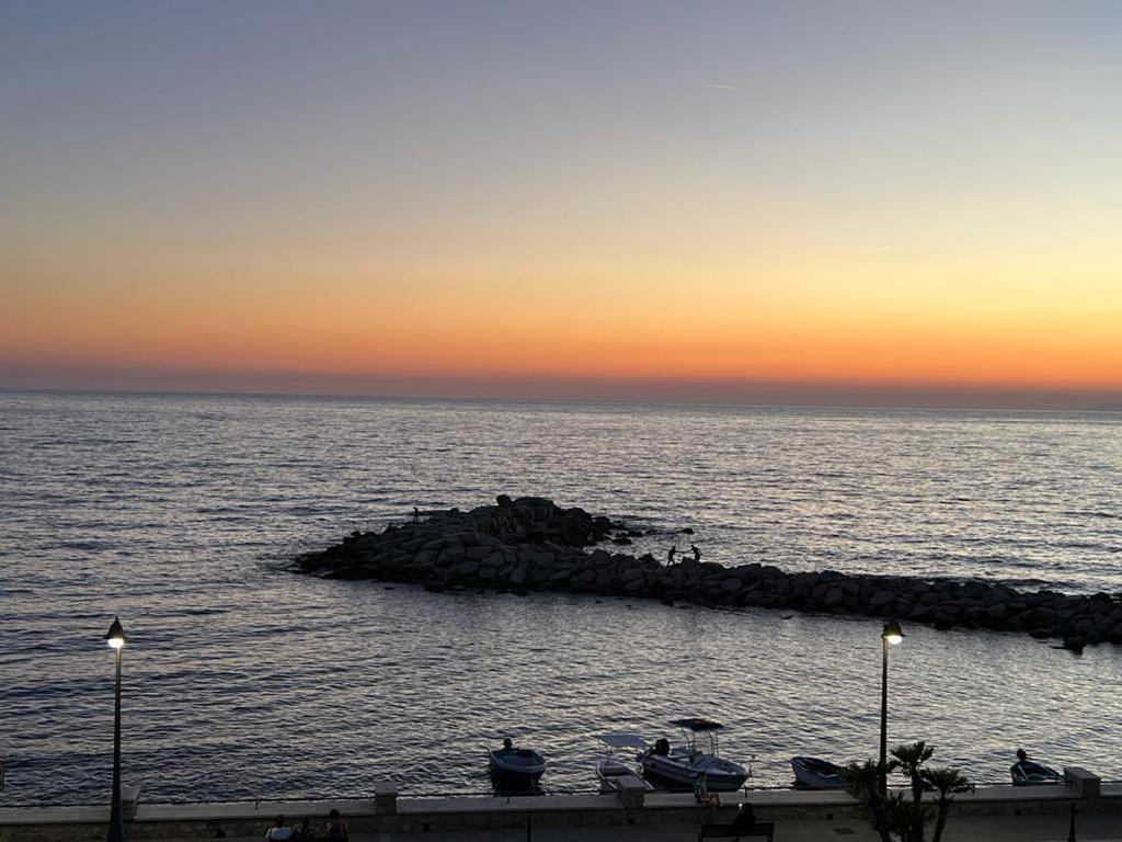 Racconti Dal Mare Apartment Santa Maria di Castellabate Luaran gambar